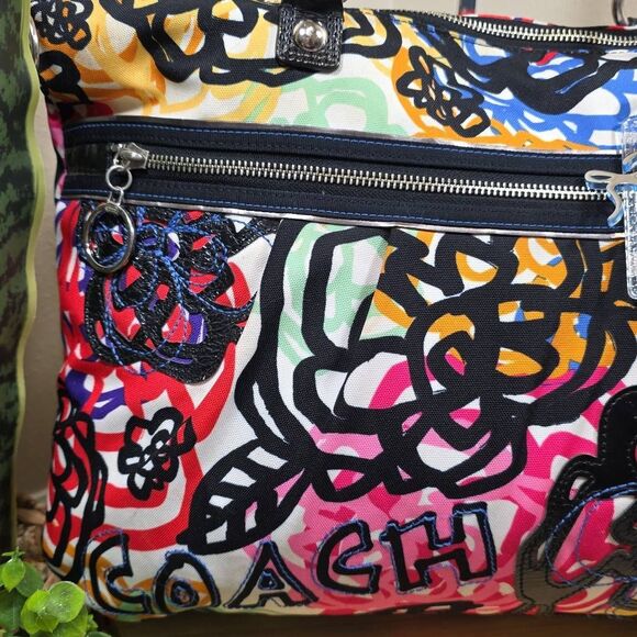Coach Poppy Graphic Blossom Graffiti Glam Tote - Picture 5 of 14